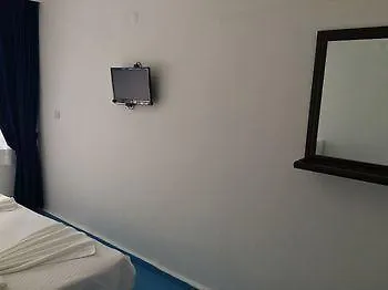 Marvel Beach Hotel Güvercinlik 3*,